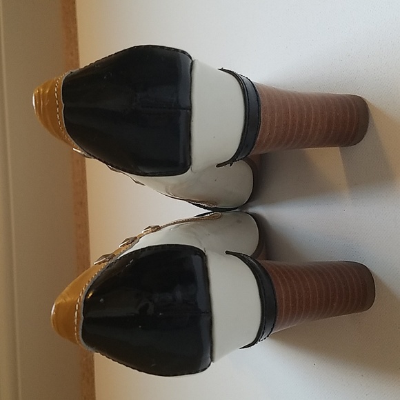 Naughty Monkey Black & White Patent Leather Open Toe 3.5 Block Heel 6 - Picture 6 of 8